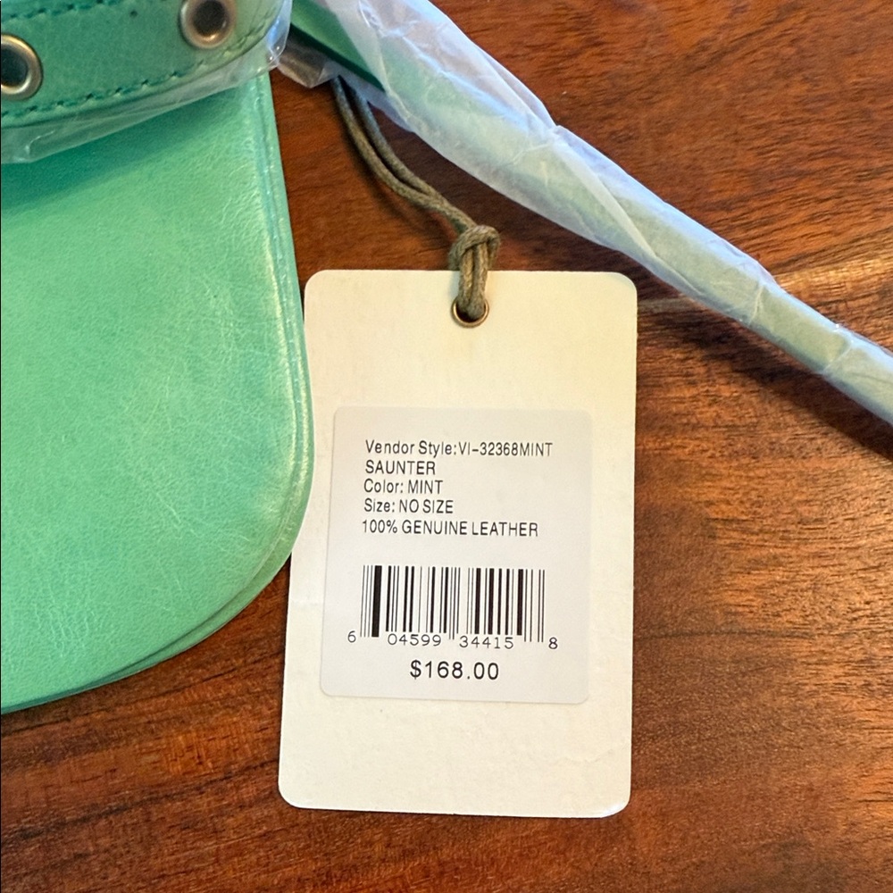 HOBO Mint Leather Saunter Belt Bag - Picture 3 of 7